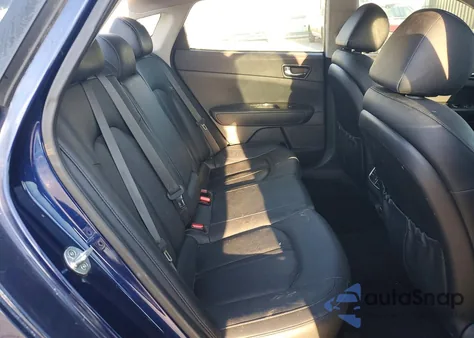 2019 Kia Optima Ex z USA, uszkodzony, nr VIN 5XXGU4L15KG305946